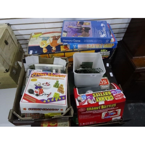 304 - Quantity of toys and games including Stunt Granny, Battleship, Scrabble, puzzles etc.