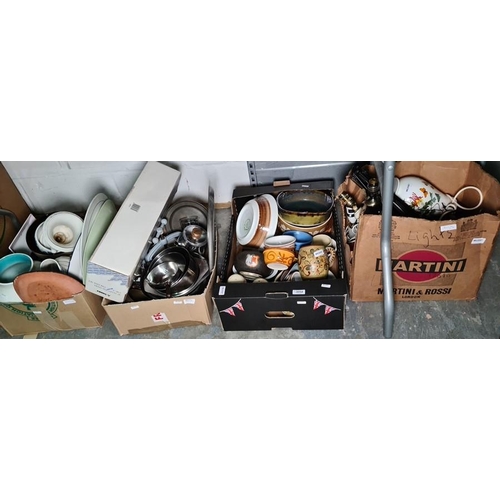 315 - Assorted kitchenware, plant holders, table lamp, etc (4 boxes)