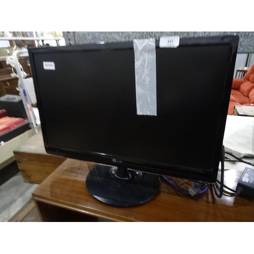 327 - Flatron m2280d small tv and another