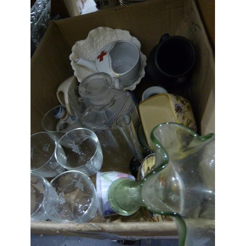 257 - Various assorted china, china plates, glassware, photo albums, etc (5 boxes)