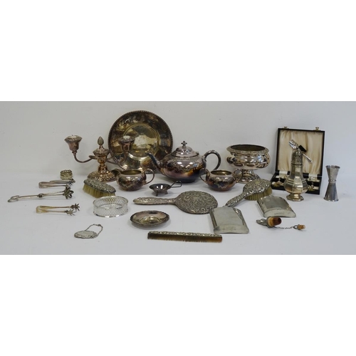 420 - Quantity of plated ware to include teapot, two-branch candelabra, cased set of teaspoons, dressing t... 