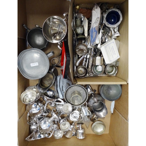 430 - Quantity of silver plate ( 1 box)