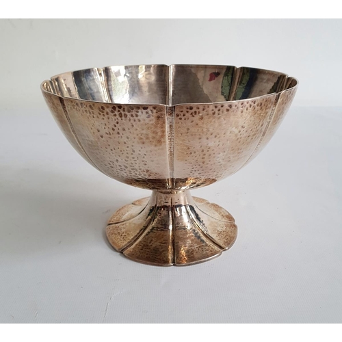 444 - Early 20th century silver circular pedestal bowl of octafoil circular shape, with hammered decoratio... 