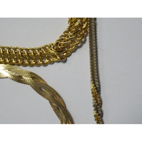 575 - 9ct gold woven flat bracelet, a 9ct gold mesh collarette necklace and a 9ct gold open mesh bracelet,... 