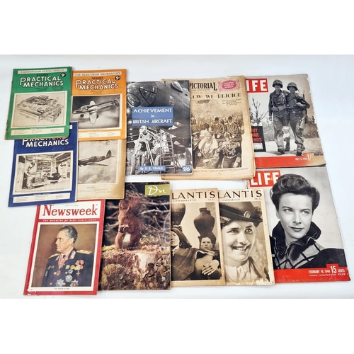 134 - A quantity of 20th Century magazines to include Life 1948, Atlantis 1939, Sunday Pictorial 1935, Eve... 