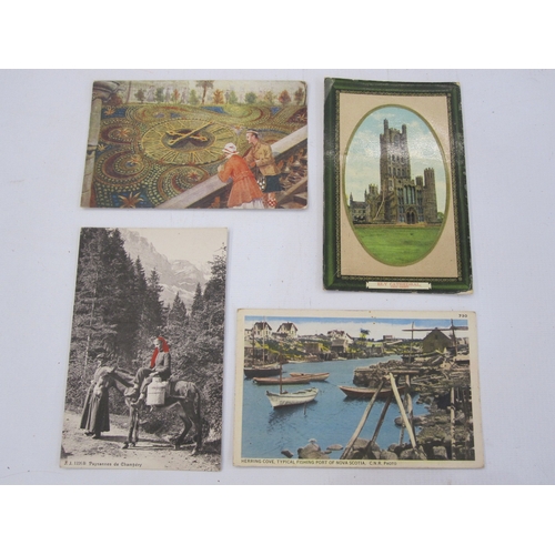 188 - A quantity of late 20th Century postcards (1 box)