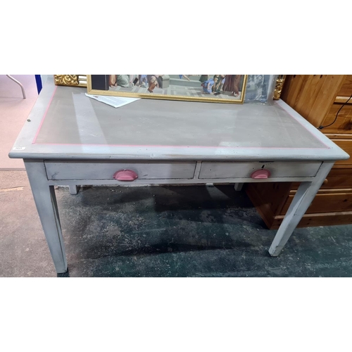 1031 - Grey painted desk/table