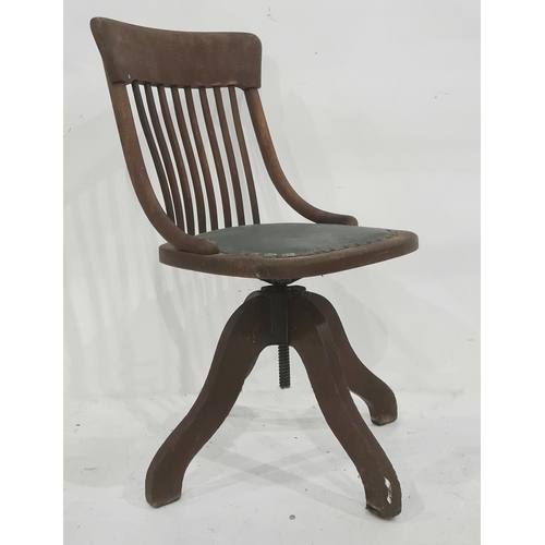 1154 - Early 20th century oak office swivel chair