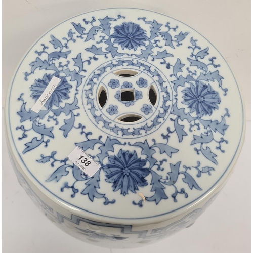 138 - Chinese porcelain barrel-shaped porcelain garden seat painted with ho-ho bird and flowers