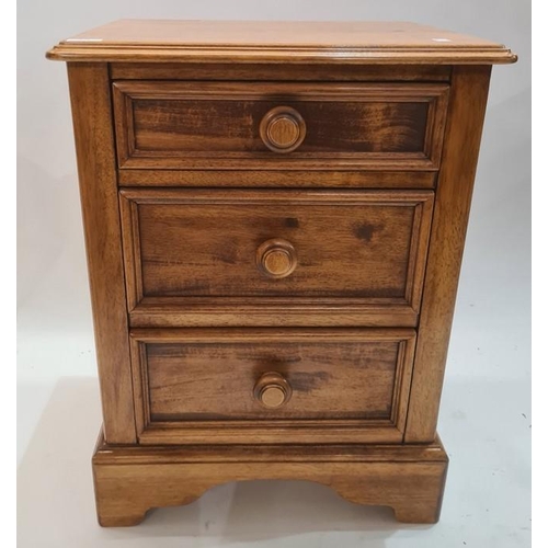 1038 - Modern stained oak bedside chest of drawers