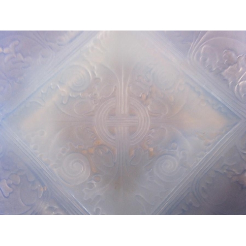 111 - Lalique opalescent square dish 'Vezelay' pattern, 10cm square