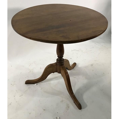 1131 - 19th century centre table, the mahogany dished top on birdcage, baluster turned supports, to three c... 