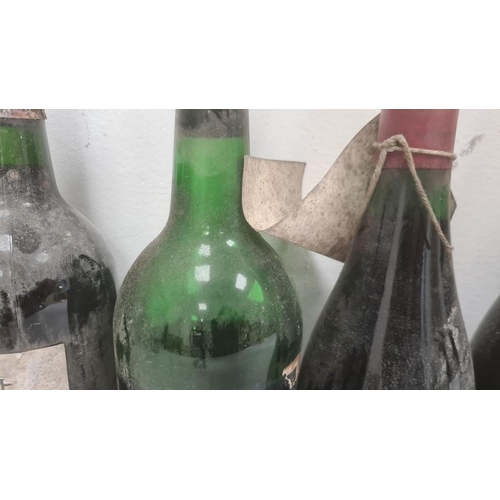 281 - Two bottles of Clos Rene Pomerol 1966, one bottle of 1979 Meursault and five other bottles of variou... 