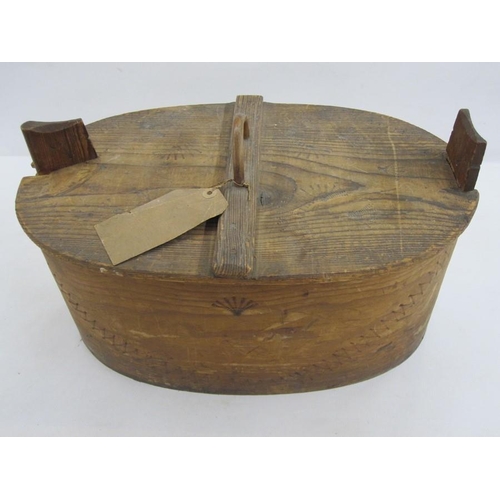 136 - Quantity of Oriental hardwood stands and an oval lidded box with hammered decoration