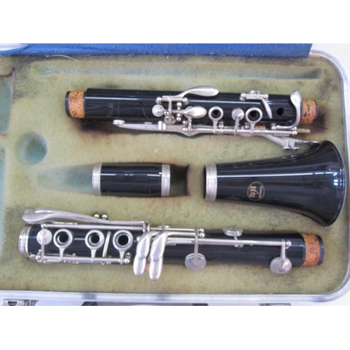 165 - Boosey & Hawkes Regent II clarinet, cased , pieces missing, incomplete