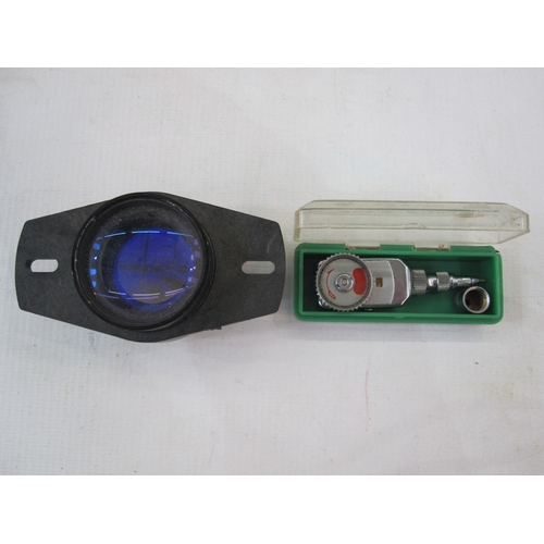 121 - Leica M2-995 442 rangefinder camera, a Summaron lens serial number 1810648, an IROOA lens hood, in b... 