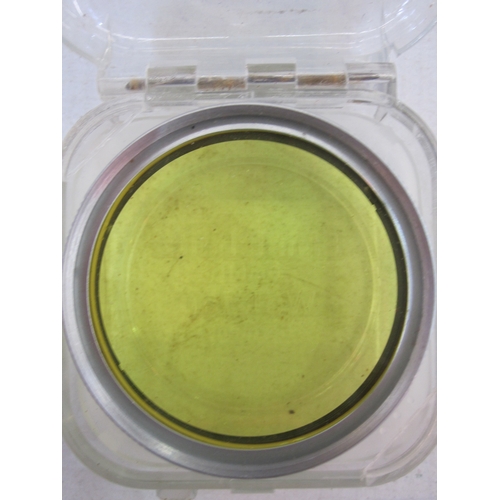 121 - Leica M2-995 442 rangefinder camera, a Summaron lens serial number 1810648, an IROOA lens hood, in b... 