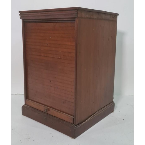 1105 - 20th century mahogany table-top chest with sliding tambour front, opening to reveal shelves and two ... 