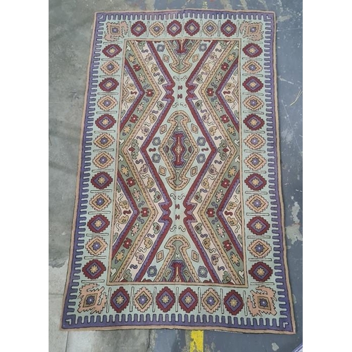 1262 - Kashmiri handstitched wool chain rug, 150 x 91cm