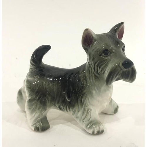 201 - Collectables lot to include Leonardo foxes group, Regency Fine Art figure 'The Dogs of Donnington St... 