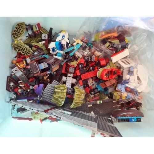 342 - A quantity of Lego, Lego 'Bionicle Glatorian 7-16/8983', a Lego 'Legends of Chima' no70145, a boat a... 