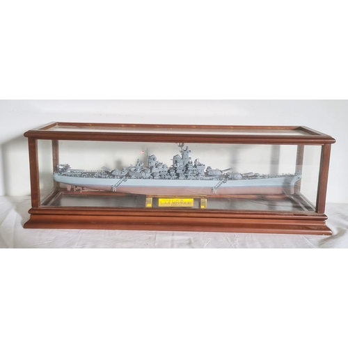 353 - A US battleship BB-63 U.S.S. MISSOURI model ship in rectangular glass display case, 46cm long x 18cm... 