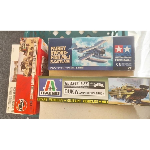 359 - Airfix 'WMIK land rover '1:48, Bronko models British light truck, Airfix 'Martin B26C Marauder' box,... 