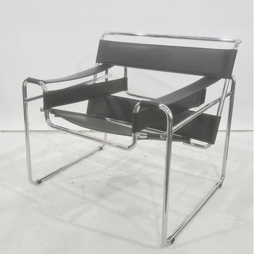 1348 - Wassily - style chair in black leather and chrome