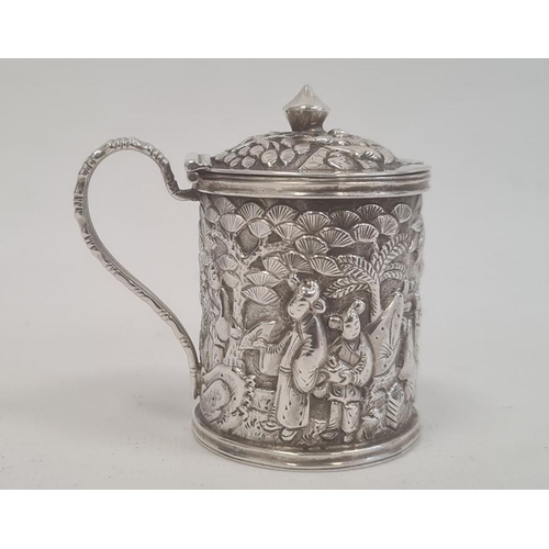 496 - Chinese Wang Hing embossed silver mustard pot, cylindrical and lidded, decorated autour with figures... 