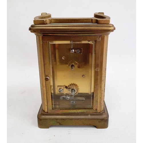 1017 - Brass carriage timepiece in plain case, 15cm high