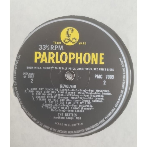 166a - The Beatles 'Revolver' 1966 black and yellow Parlophone label, mono, PMC 7009, xex 605-2 xex 606-2