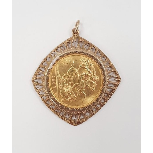 314 - Elizabeth II gold full sovereign 1968 in a 9ct gold pendant mount, total weight approx.. 11.4g