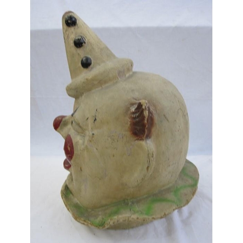 285 - A late 19th/ early 20th century continental painted papier-mache parade/ carnival mask head in the f... 