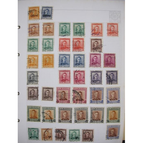 307 - Album of New Zealand stamps, some 1940's, mostly modern (1)