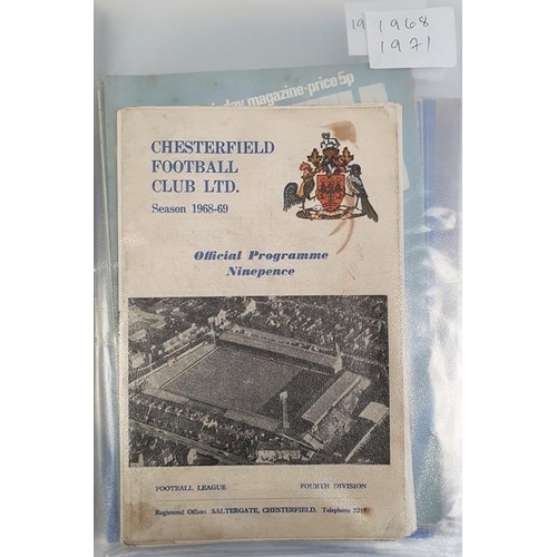 171a - Assorted Chesterfield town football programmes, including 1956 Chesterfield versus Mansfield, variou... 