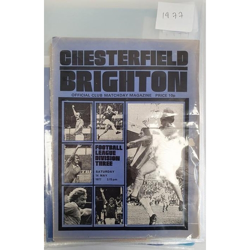 171a - Assorted Chesterfield town football programmes, including 1956 Chesterfield versus Mansfield, variou... 