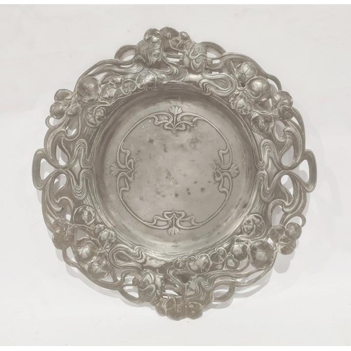 236 - A WMF Art Nouveau circular pewter dish relief decorated with lilies and male and female heads, marke... 