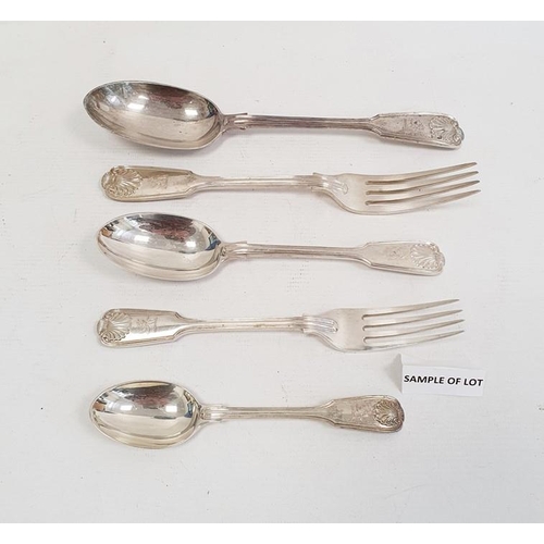 450 - George V silver flatware table service, fiddle, thread and shell pattern, London 1920, viz:- 15 tabl... 