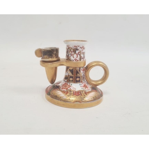 31 - Spode chamberstick with snuffer circa. 1820, decorated in the Imari palette with cylindrical column ... 