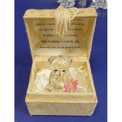 65 - Assorted items of Swarovski, to include paperweights, animals including frog, owl and kingfisher etc