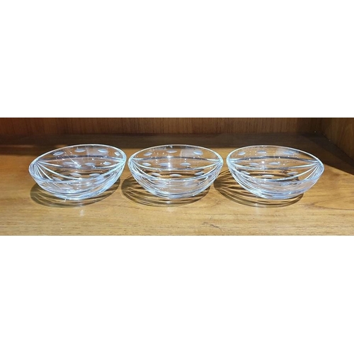 67 - Set of three Whitefriars melon bowls by Geoffrey Baxter, 12cm diameter (3)