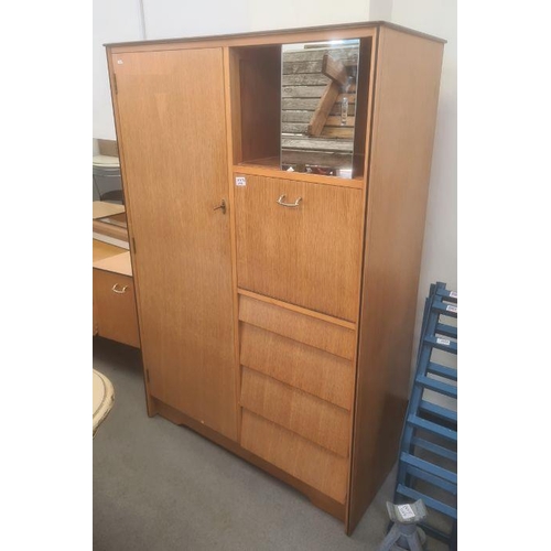 1115 - Avalon Yatton oak bedroom suite to include chest of three drawers, dressing table and wardrobe compa... 