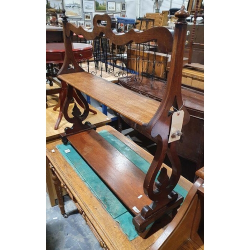 1234 - Late 19th century mahogany two tier bookcase on carved end supports, 90cm wide x 86cm tall