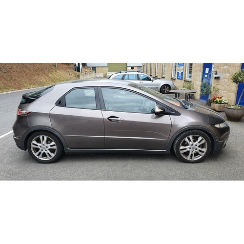 309 - Honda Civic EX GT I-VTEC 1.8 (1799cc) in silver, mileage  87,510, manual, 6 speed gearbox, registrat... 