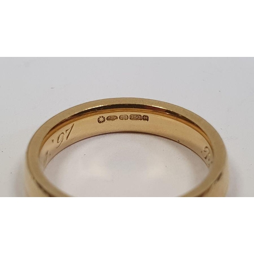 427 - 18ct gold wedding band, 5g