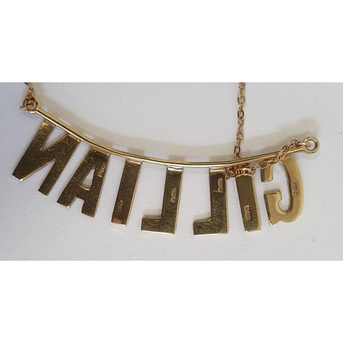 440 - 9ct gold flat chain-link bracelet, 2g approx., a 9ct gold ingot pendant, 2g approx., a 9ct gold lock... 