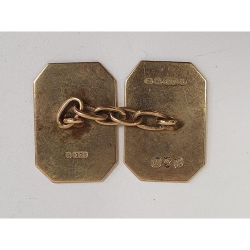 482 - Pair 9ct gold double oblong and chain cufflinks, sun ray engraved, gross weight approx. 4.2g