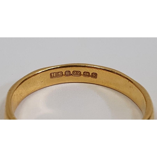 489 - 22ct gold wedding ring, 3.3g approx.