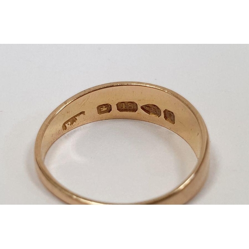 494 - 18ct gold ring with worn inscription, finger size I, approx. 2g