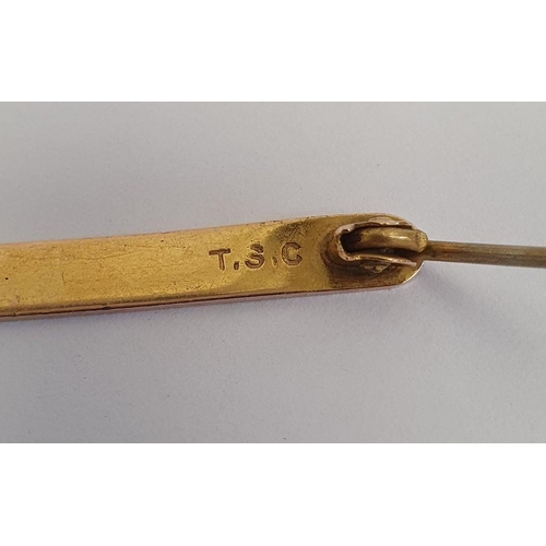 499 - Gold horseshoe pendant by Saunders & Shepherd, marked 9, a gold bar brooch engraved 'Ruth', marked 9... 